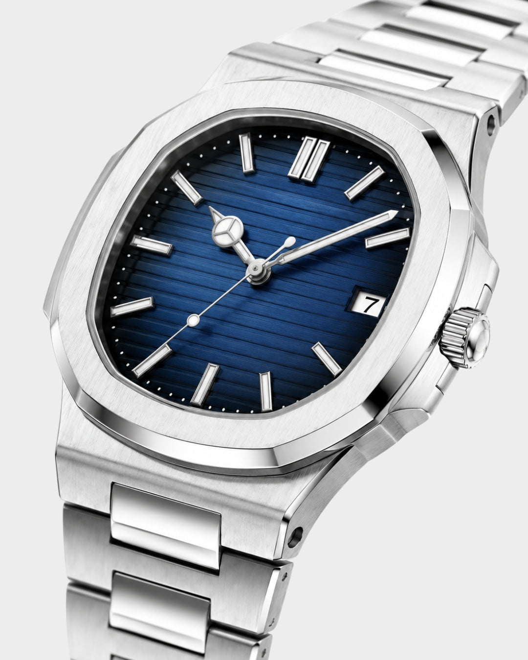 Image of William Corbier CREST Azure Tide men's blue dial steel watch, close-up of the dial